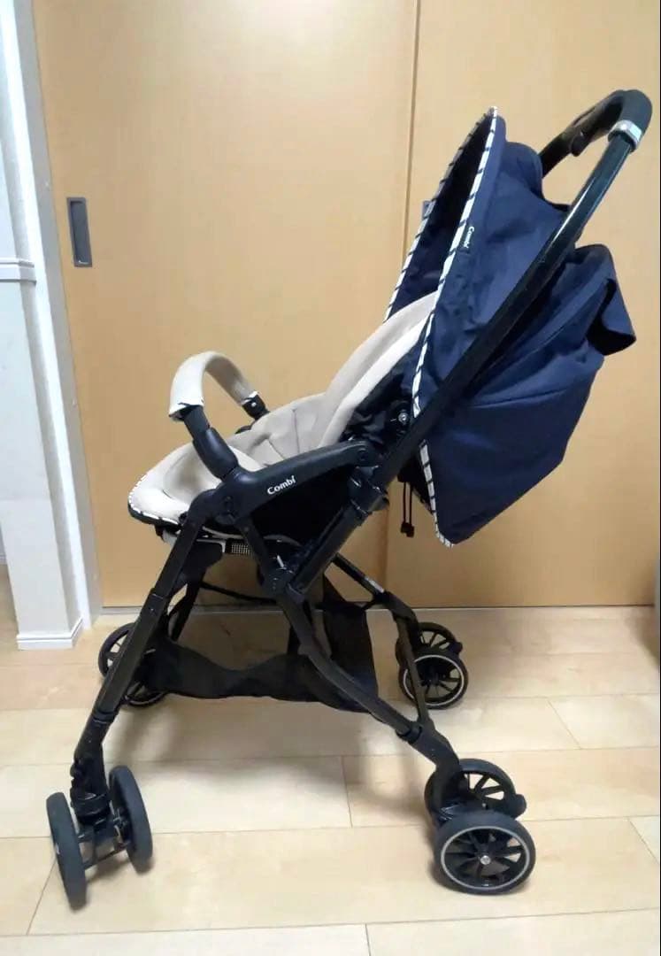 【美品】コンビ　ベビーカー　スゴカル　4キャス　ハンディ　エアー　両対面タイプ