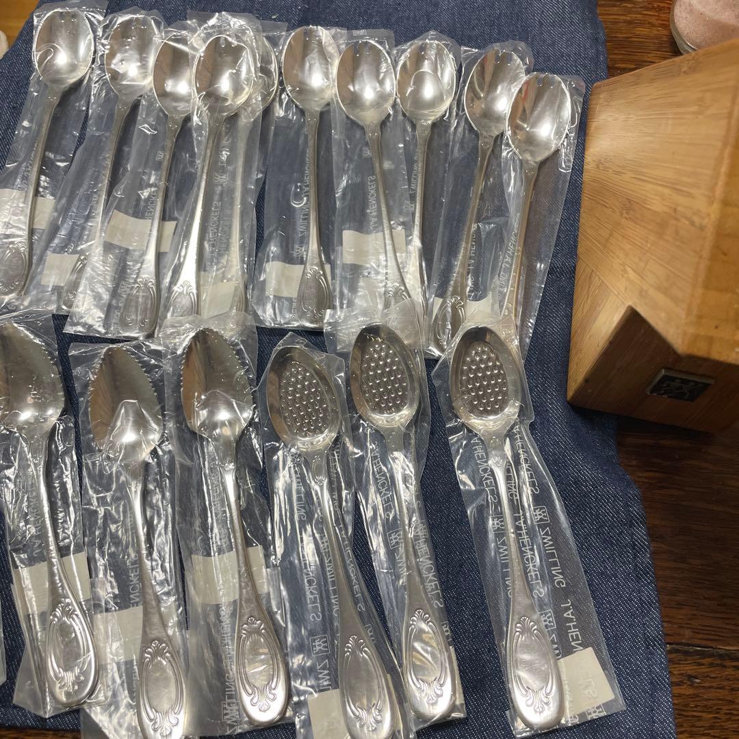 ‎ツヴィリングヘンケルス ピロシュカ スプーン 18本　メロン　ストロベリー