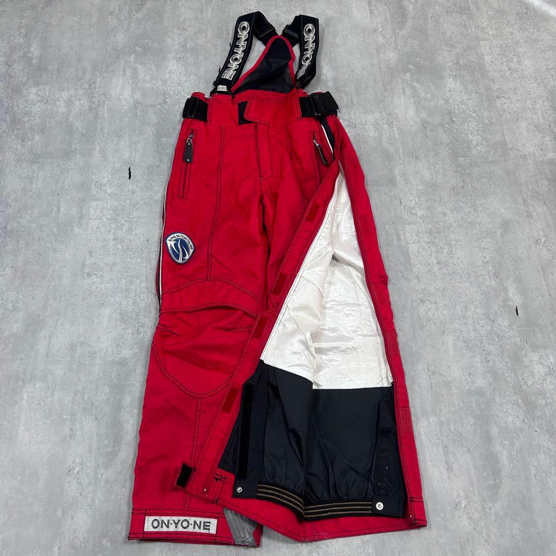 本格競技仕様 ONYONE フィンランド代表 スキーウェア 上下+ベスト付き M