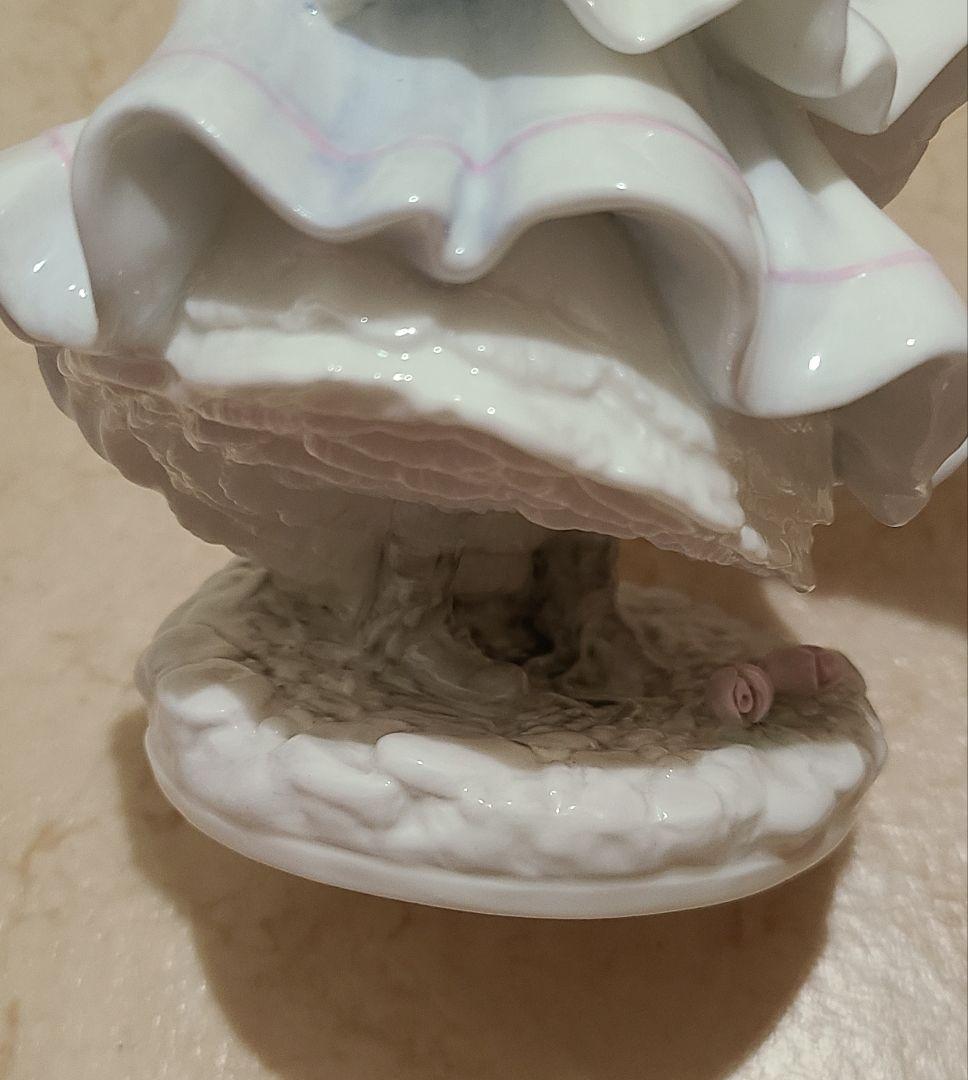 コールポート フィギュリン Visiting Day