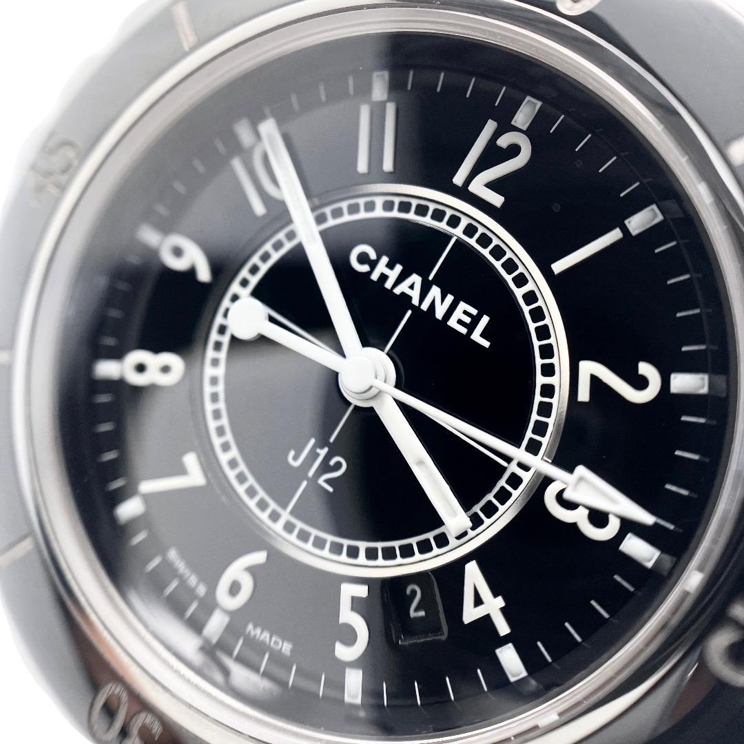 【内部点検済】CHANELシャネル j12　腕時計　クォーツ　セラミック 33