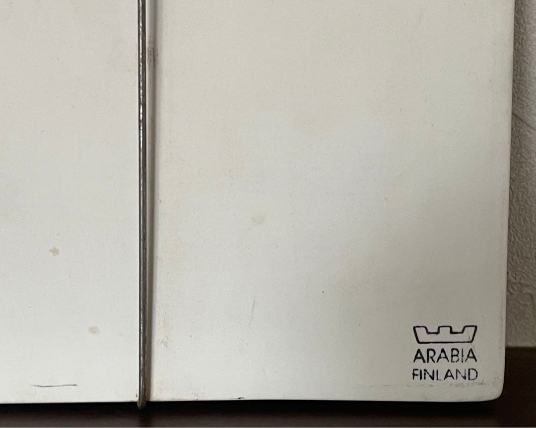 Helja Liukko-Sundstrom 天使の陶板