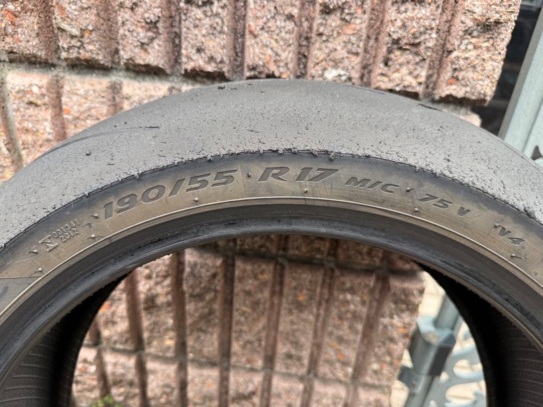 ピレリ　ディアブロスーパーコルサV4 前SC1 後SC2