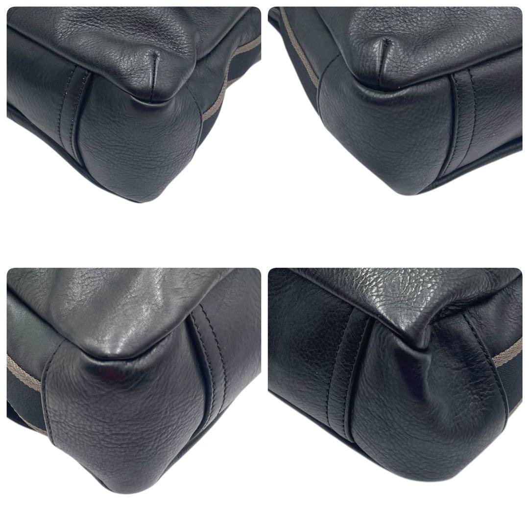 コーチ　ショルダーバッグ　ヘリテージ　肩掛け　斜め掛け　F70556