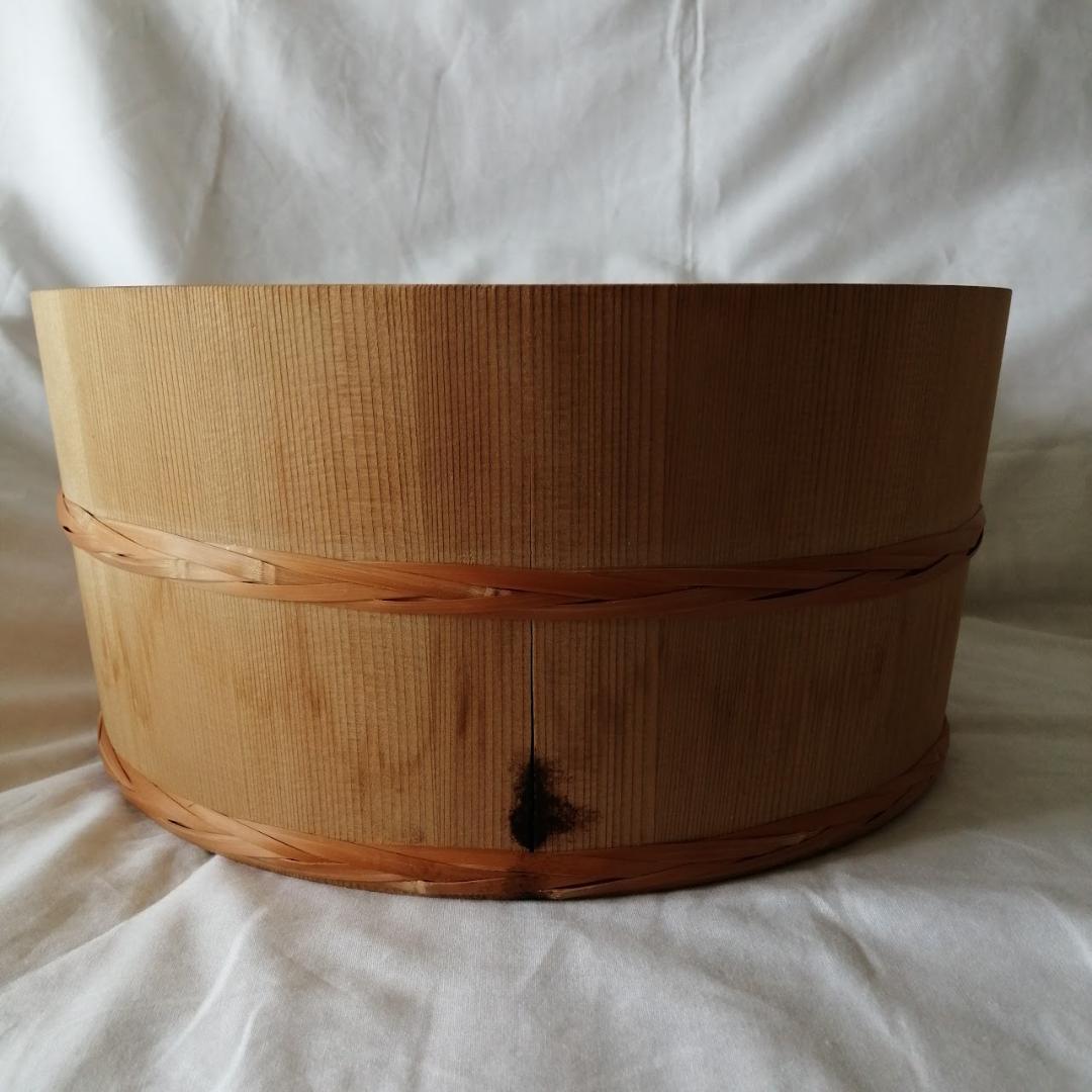 要修理【 樽冨かまた　鎌田勇平作 】　秋田杉　洗い桶　木製　伝統工芸品