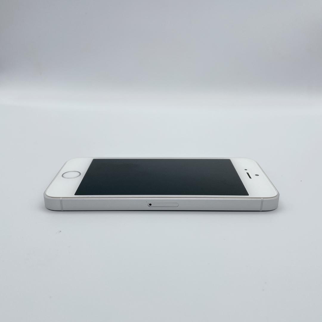 【ほぼ未使用】iPhone SE 16GB SIMフリー A1723 シルバー
