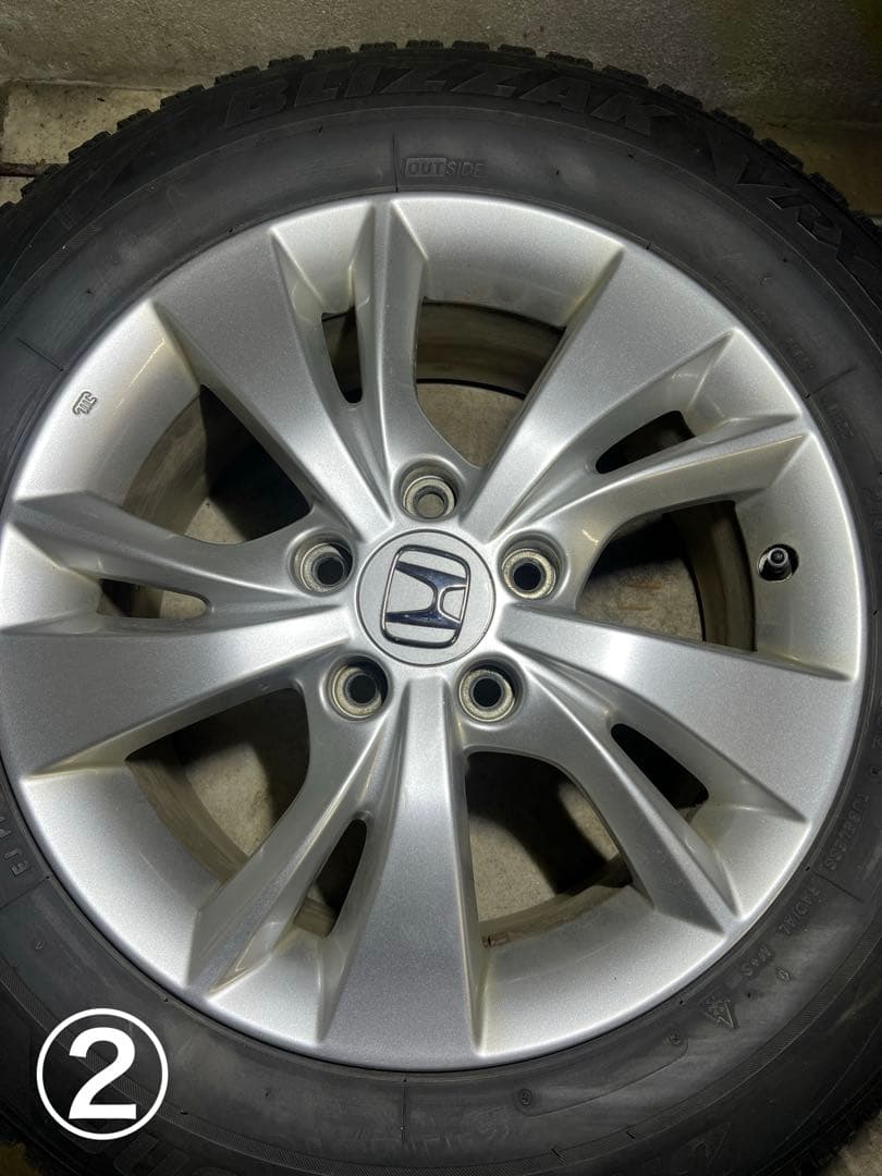 215/60R16 冬タイヤ　アルミホイール付き（※ホンダ専用ヴェゼル装着）