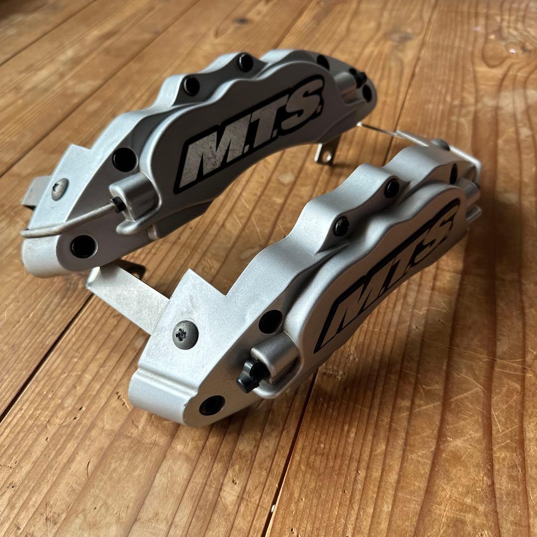 ⭐︎M.T.S. ブレーキキャリパーカバー　絶版品　ハイエース⭐︎