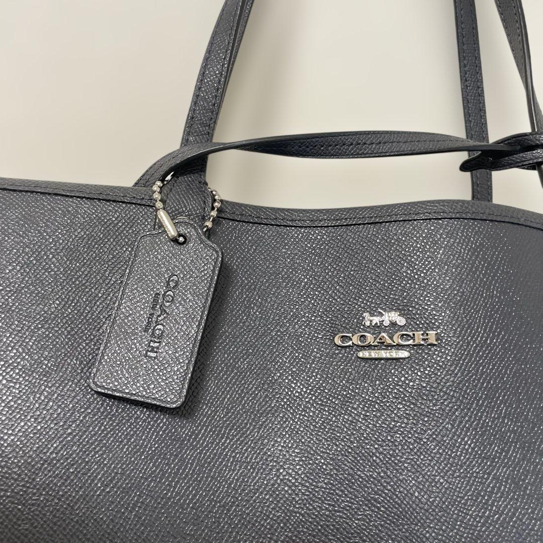 COACH 大容量　コーチ　トートバッグ　ブラック　美品　A4 ポーチ付き