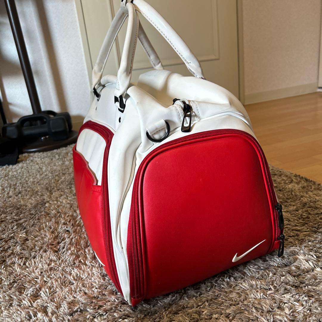 Nike ゴルフ　ボストンバック！赤と白 中型