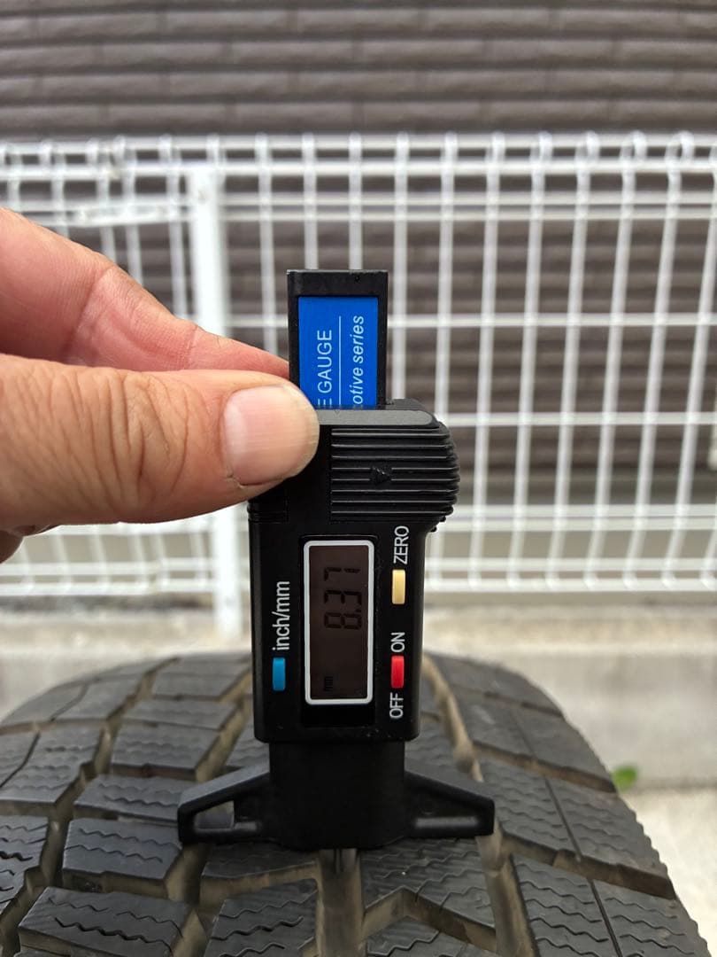 送料込み185/60r15ダンロップ　ウィンターマックス4本バリ山