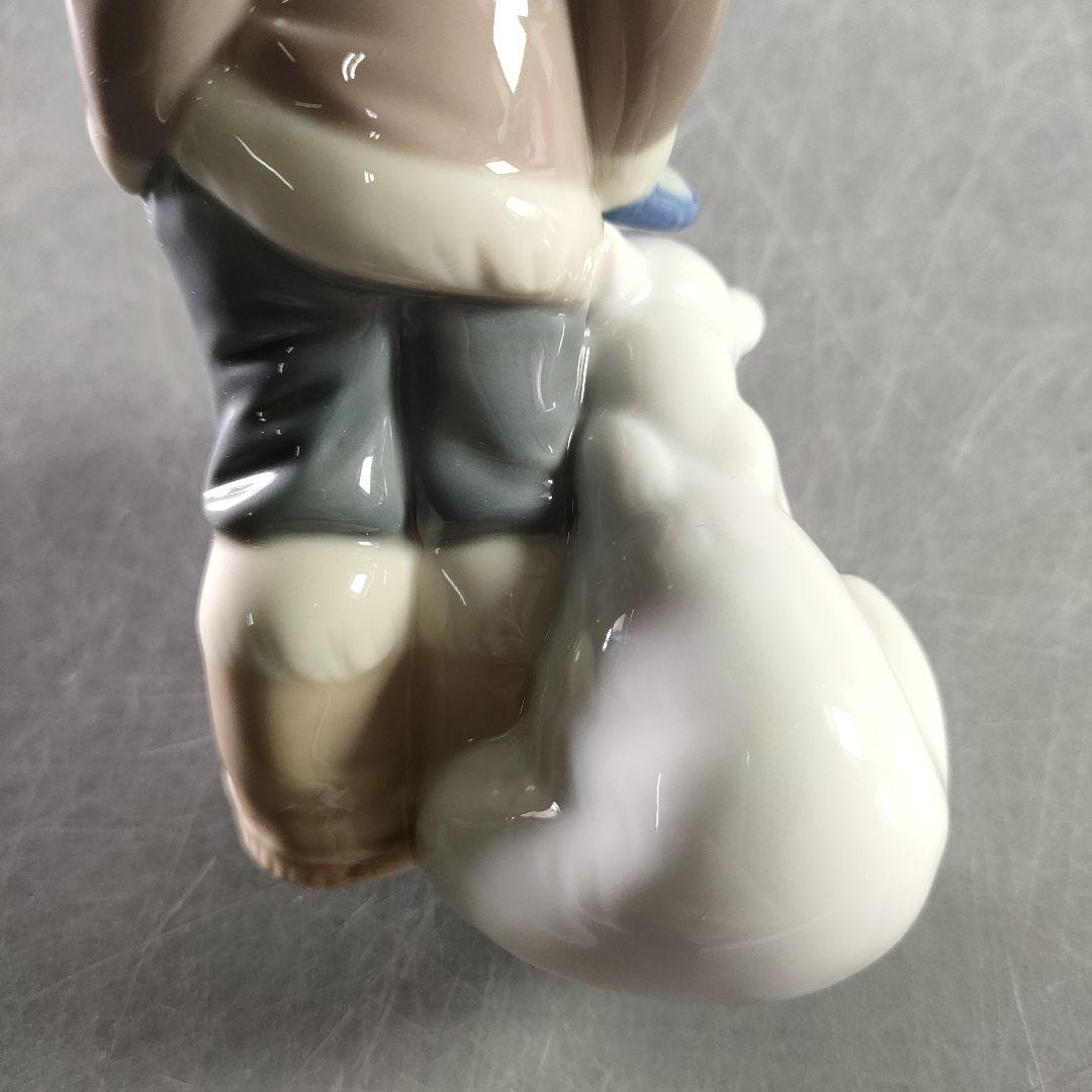 A883-9/LLADRO/リヤドロ/小熊とエスキモーの少年/フィギュリン/
