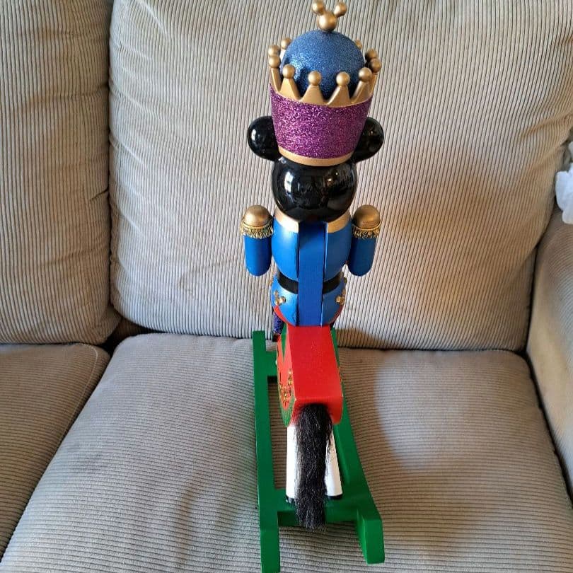 ミッキーマウス ロッキングホース クリスマス装飾　置物フィギュア　くるみ割り人形