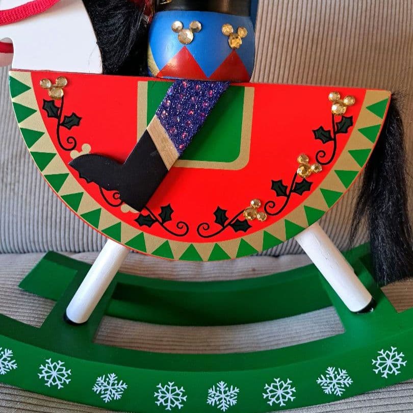 ミッキーマウス ロッキングホース クリスマス装飾　置物フィギュア　くるみ割り人形