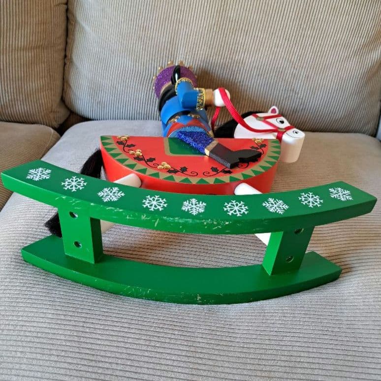 ミッキーマウス ロッキングホース クリスマス装飾　置物フィギュア　くるみ割り人形