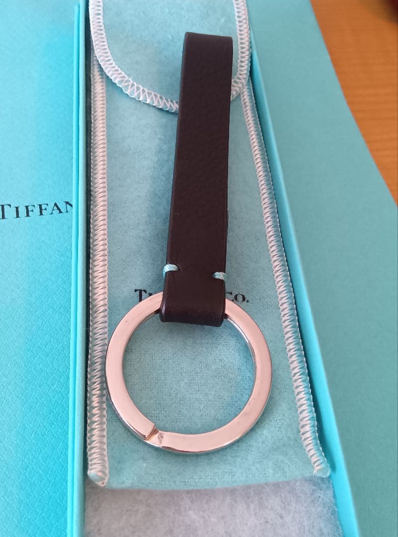 Tiffany & Co. レザーキーリング
