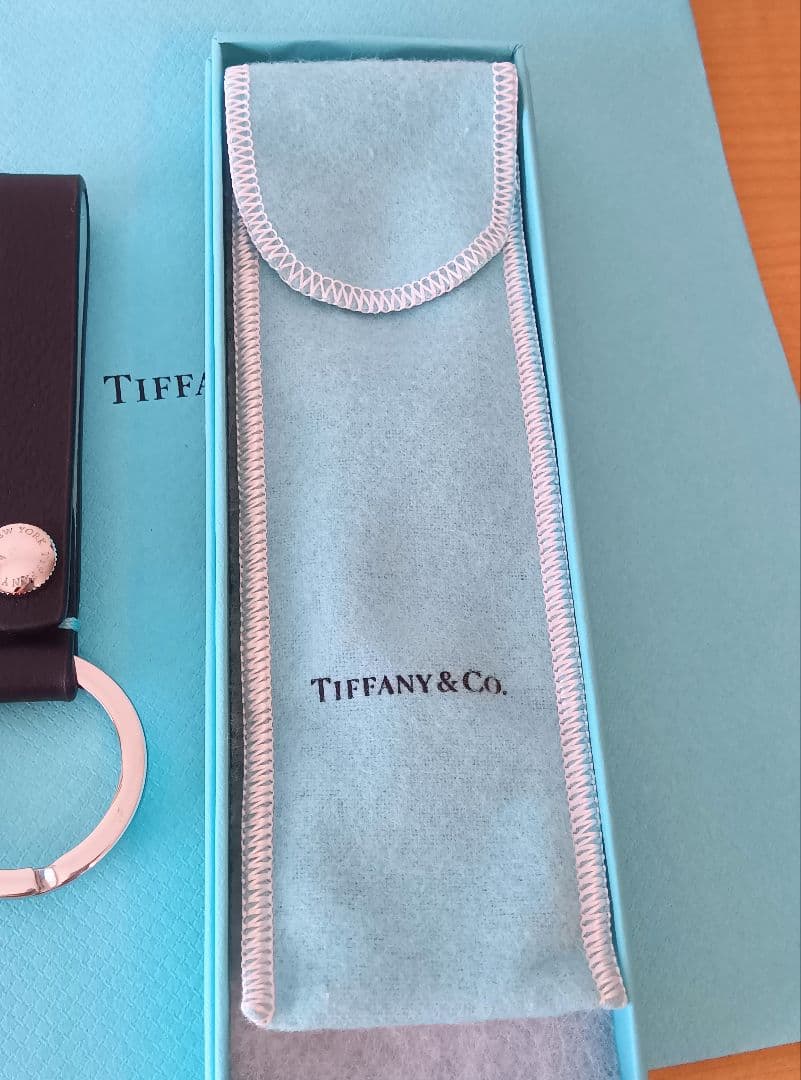 Tiffany & Co. レザーキーリング