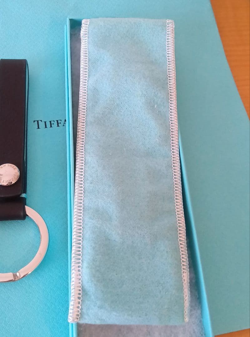 Tiffany & Co. レザーキーリング
