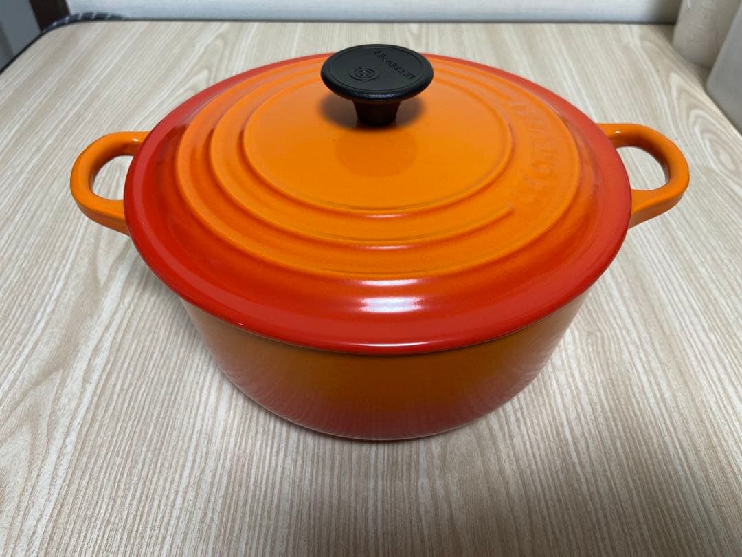 ル・クルーゼ　20cm ココットロンド　オレンジ