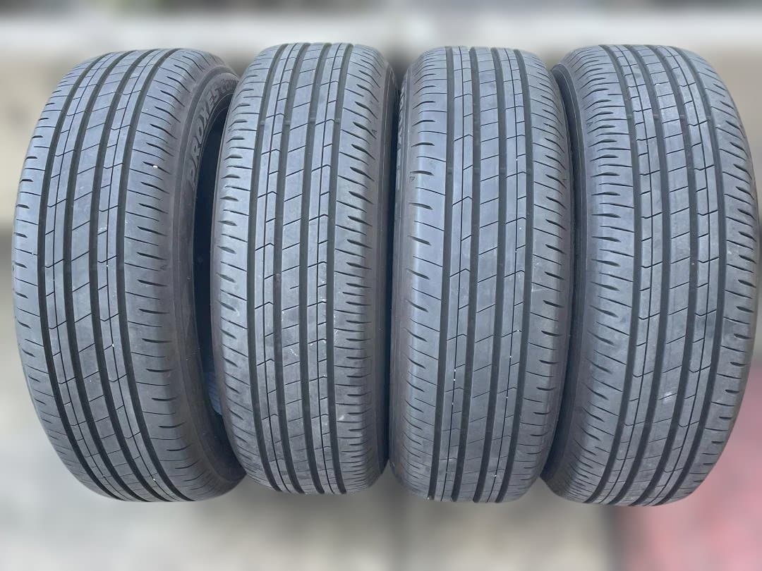 新車外し 225/60R18 アルファード 純正　2025年製造 2本セット