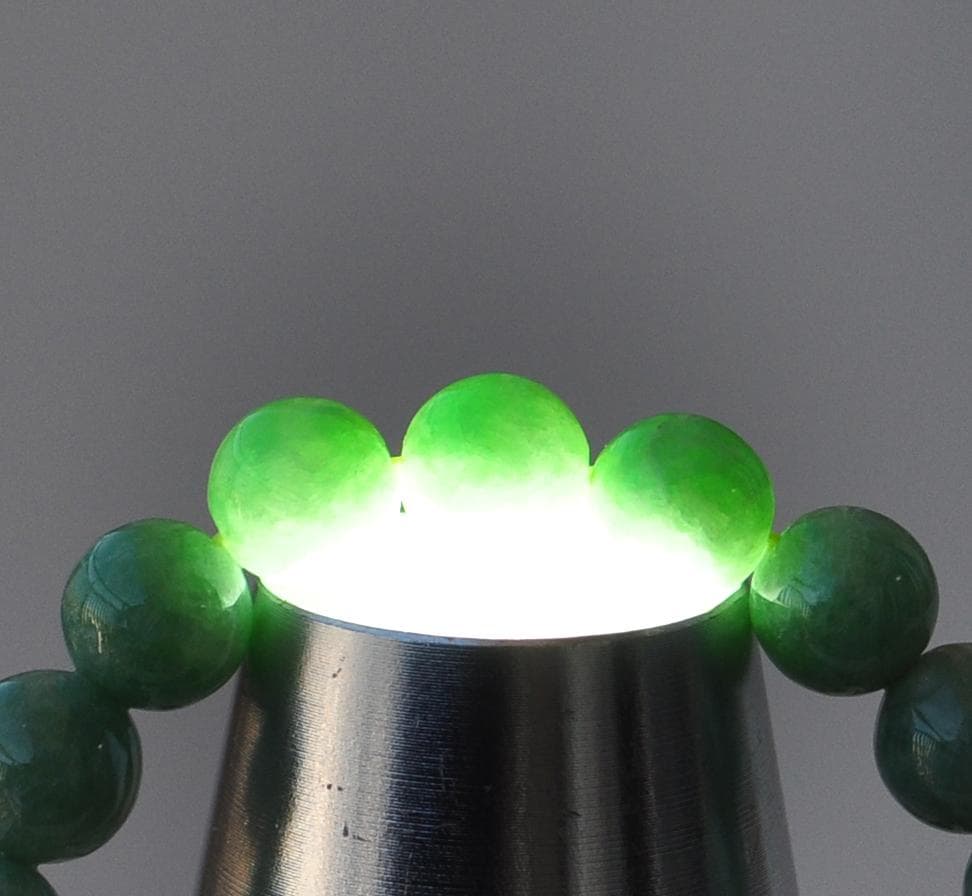 ☆超激レア!!☆完全別格品!!(宝石質)☆糸魚川翡翠☆超極上ろうかん翡翠SSA