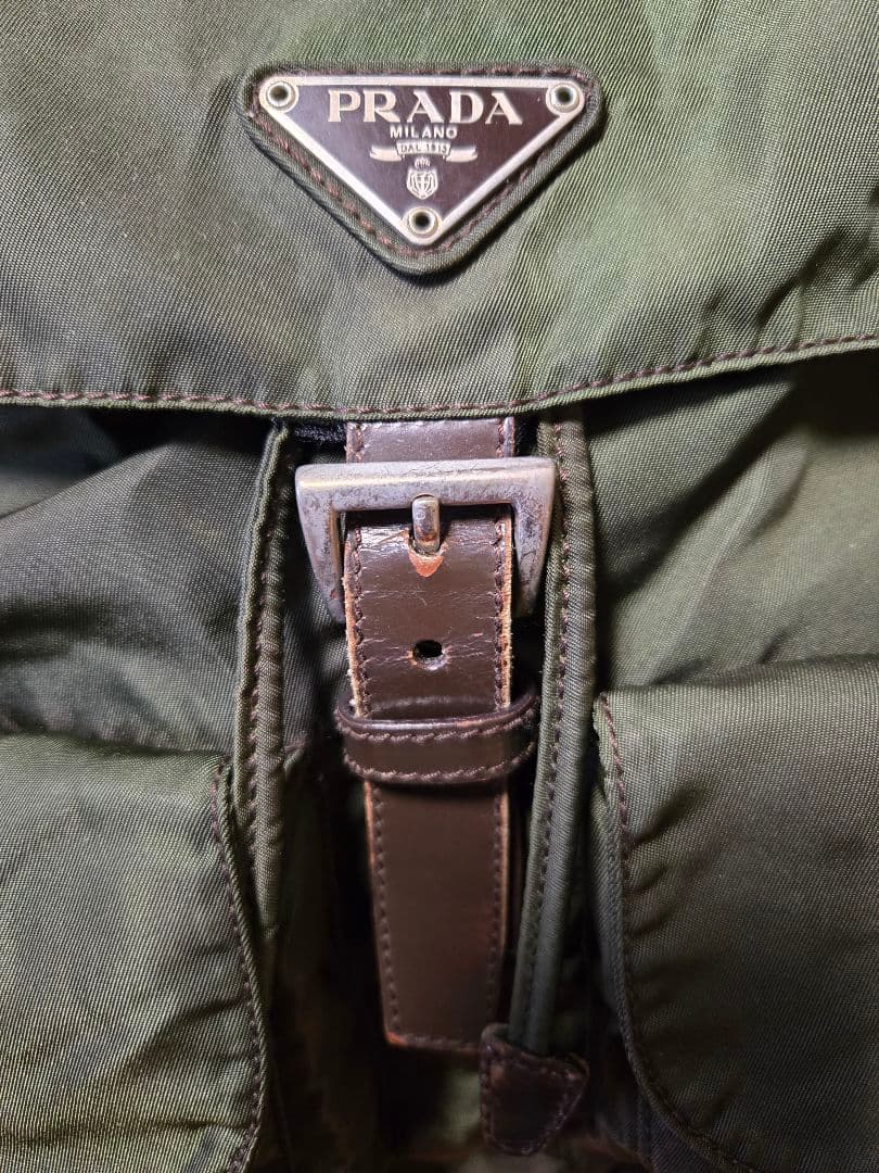 PRADA　プラダ　オリーブグリーン　バックパック　リュック　白タグ