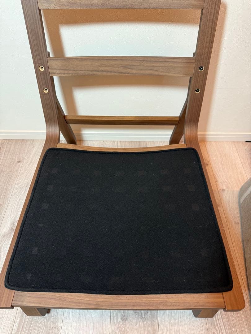 かりんリビングでもダイニングでもつかえるソファチェア　2脚セット肘掛付