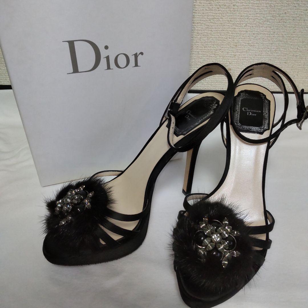 Christian Dior ハイヒール 黒 サテン ミンクファー飾り 35