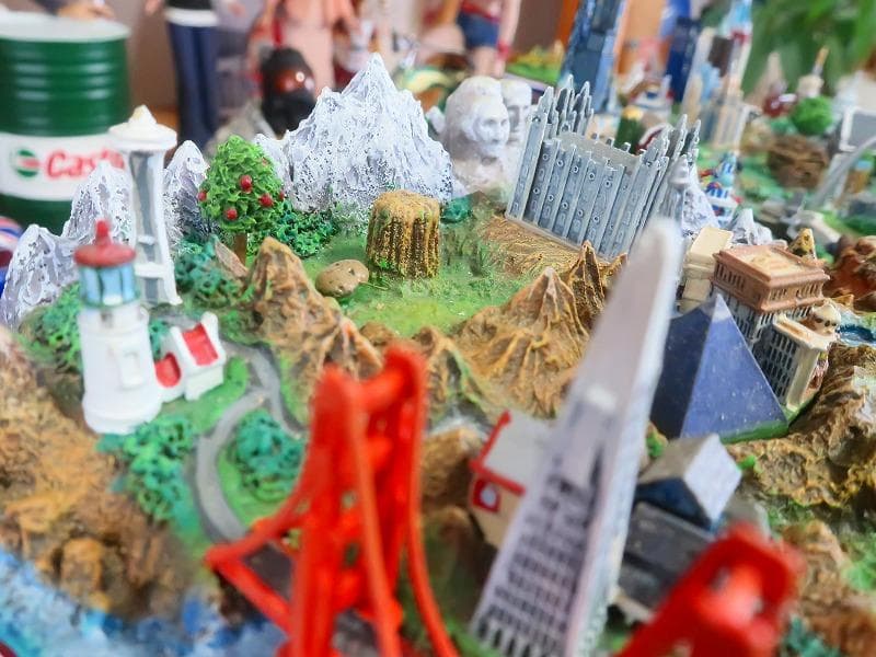 爆レア★アメリカ合衆国の立体 ダンバリーミント 東海岸～西海岸ランドマークが配置