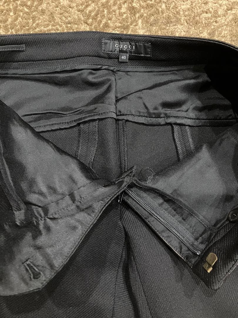 グッチ　GUCCI セットアップ　パンツスーツ　黒　ブロンズ　サイズ40