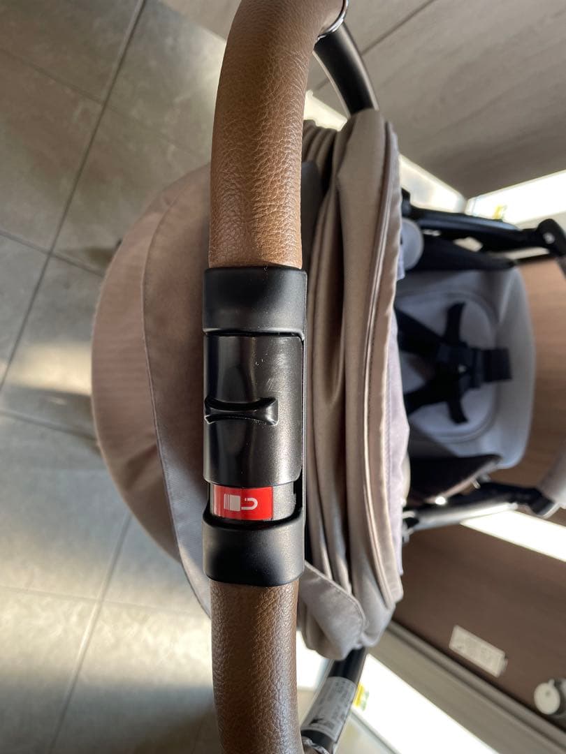 美品 Aprica アップリカ　ベビーザらス限定　ラクーナクッション