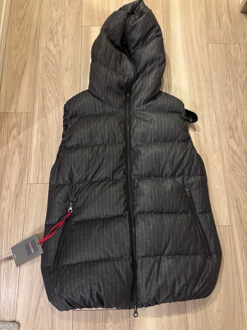 デュベティカ　duvetica ダウンベスト 44