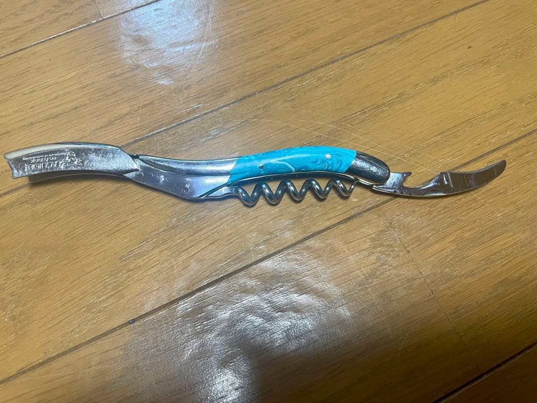 ラギオール　Laguiole en Aubrac ソムリエナイフ　ラリマ