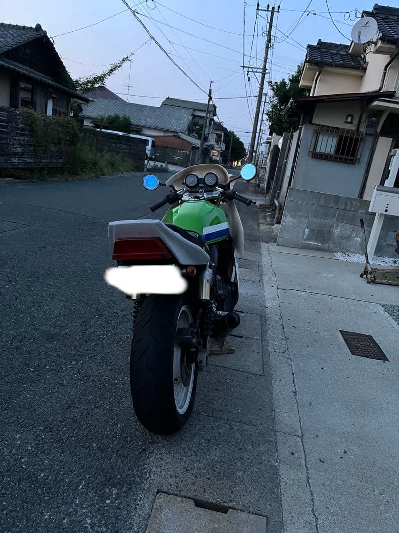 ZRX400 加工　BEETテール　希少！花田商会　ハネテール