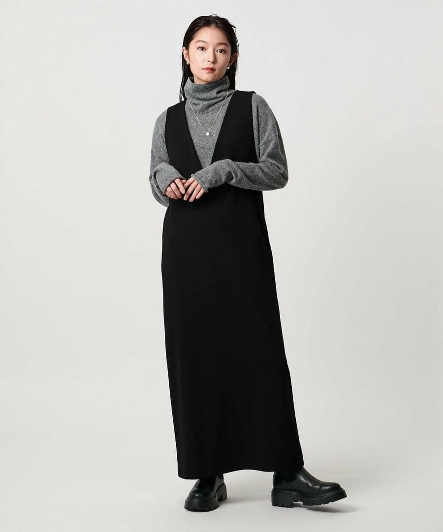 新品タグ付き✨完売✨MARW ジャージー Vネック ワンピース セレモニー