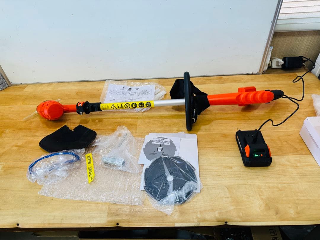 YARD FORCE ハイパワー 24Vコードレス 草刈機 雑草 除草 芝生