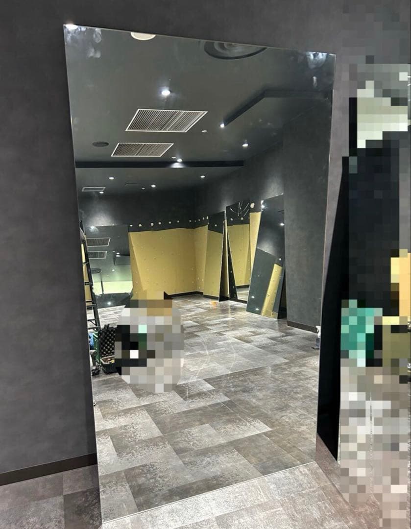 ジム用全身鏡 ミラー 約106cm×約190cm 直接引き取り限 千葉県市川市③