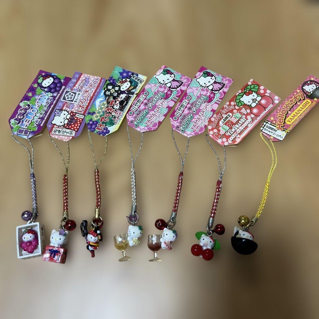 ご当地キティ　山梨限定　7種セット　根付けストラップ
