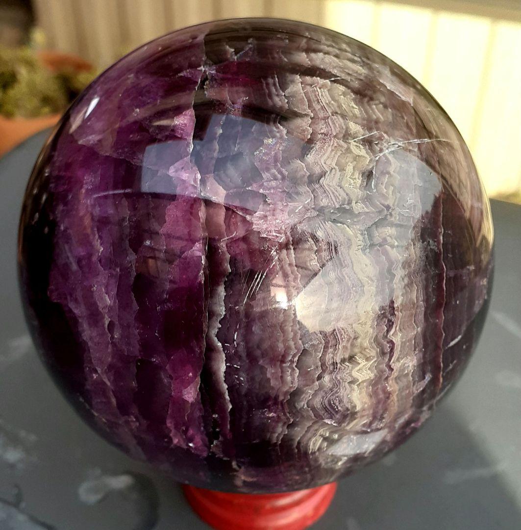 お値下げ！　紫色天然石　丸玉　直径8.7cm　重量1150g