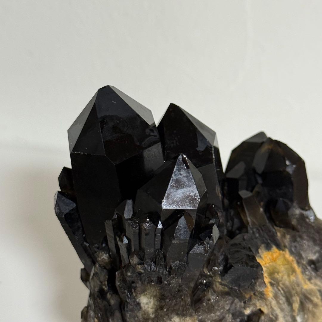 黒水晶 モリオン クラスター 台座付 漆黒 コンゴ産 原石 天然石 魔除け