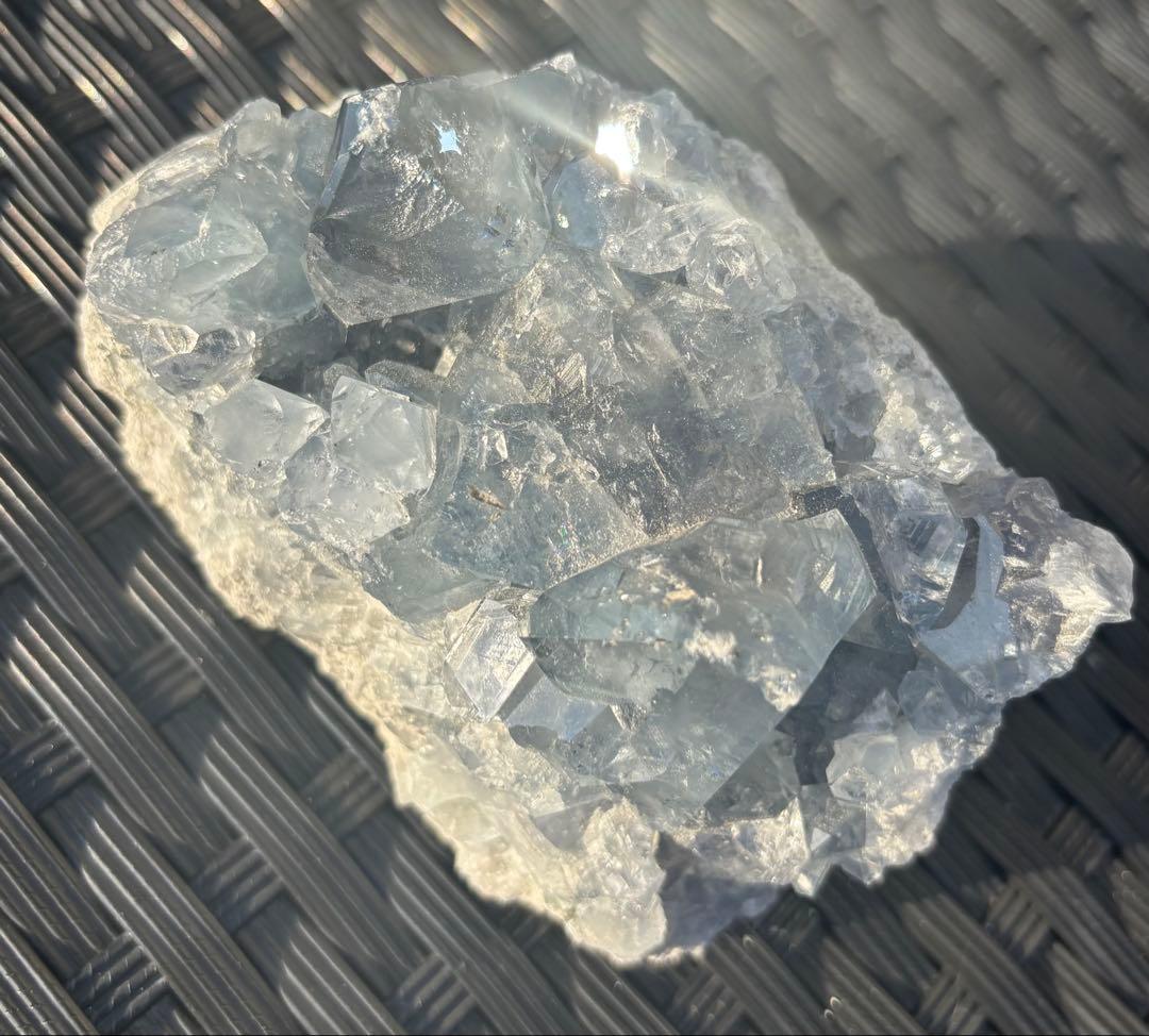 【天然石】虹入り‼︎ 原石　クラスター　セレスタイト①