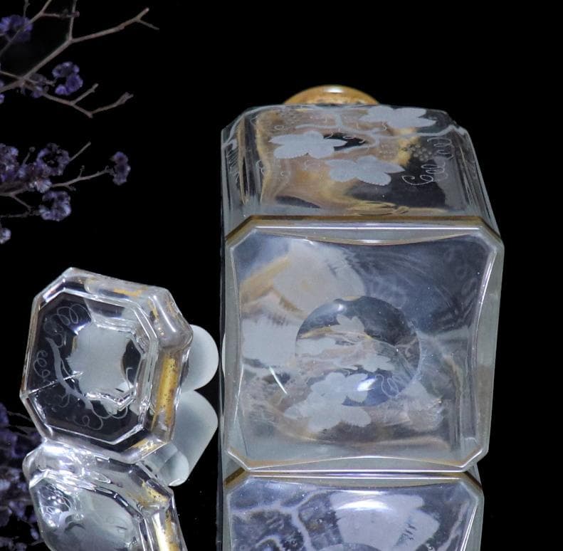 オールド・バカラ 極稀少 金彩 大型 葡萄文 スクエア型 デカンタ グラヴュール