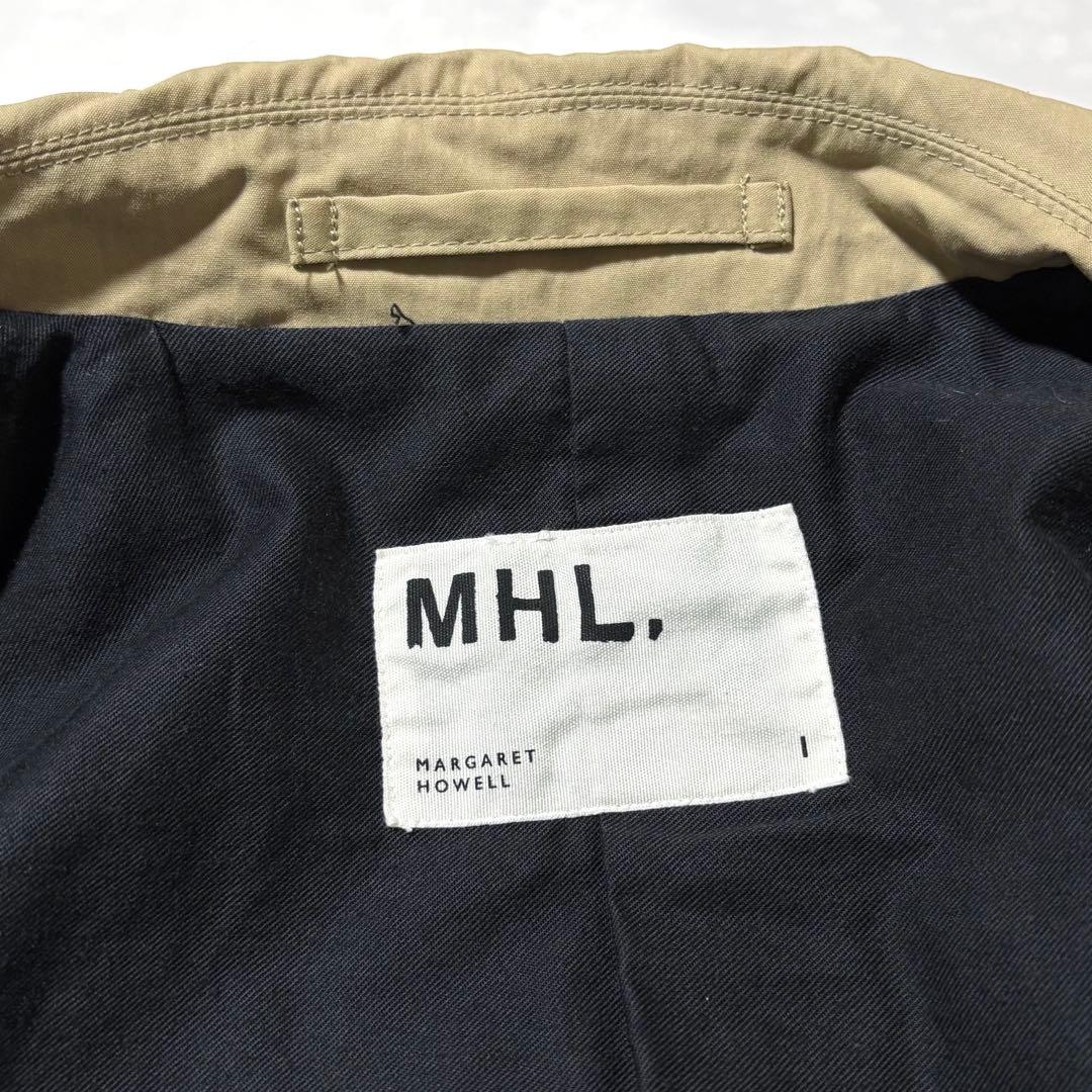 MHL. ドライワックスコットンナインロン トレンチコート ストーンベージュ