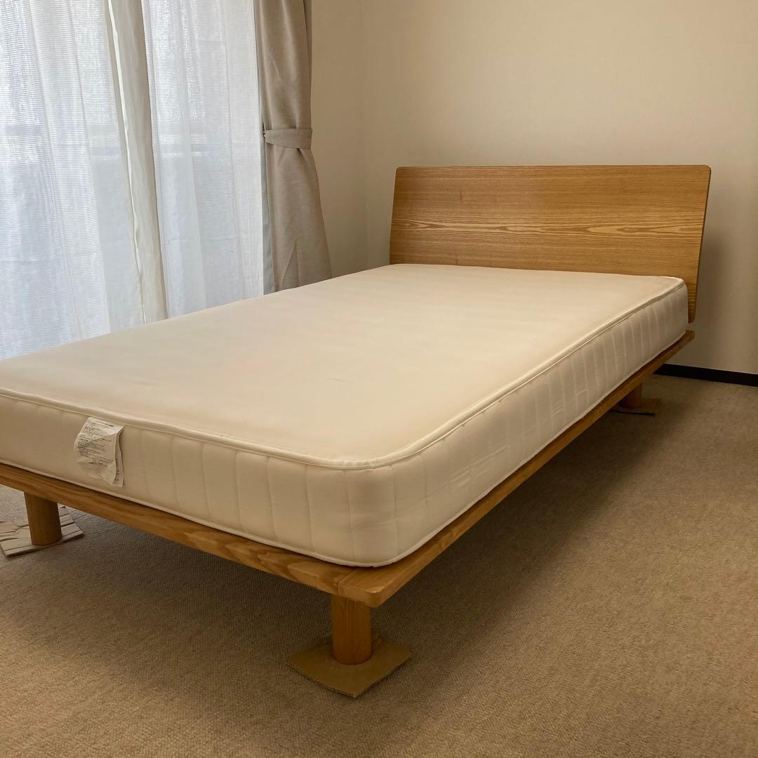 セミダブルベッド（ヘッドボード・脚・マットレス込み）無印良品タモ材 生活の跡あり