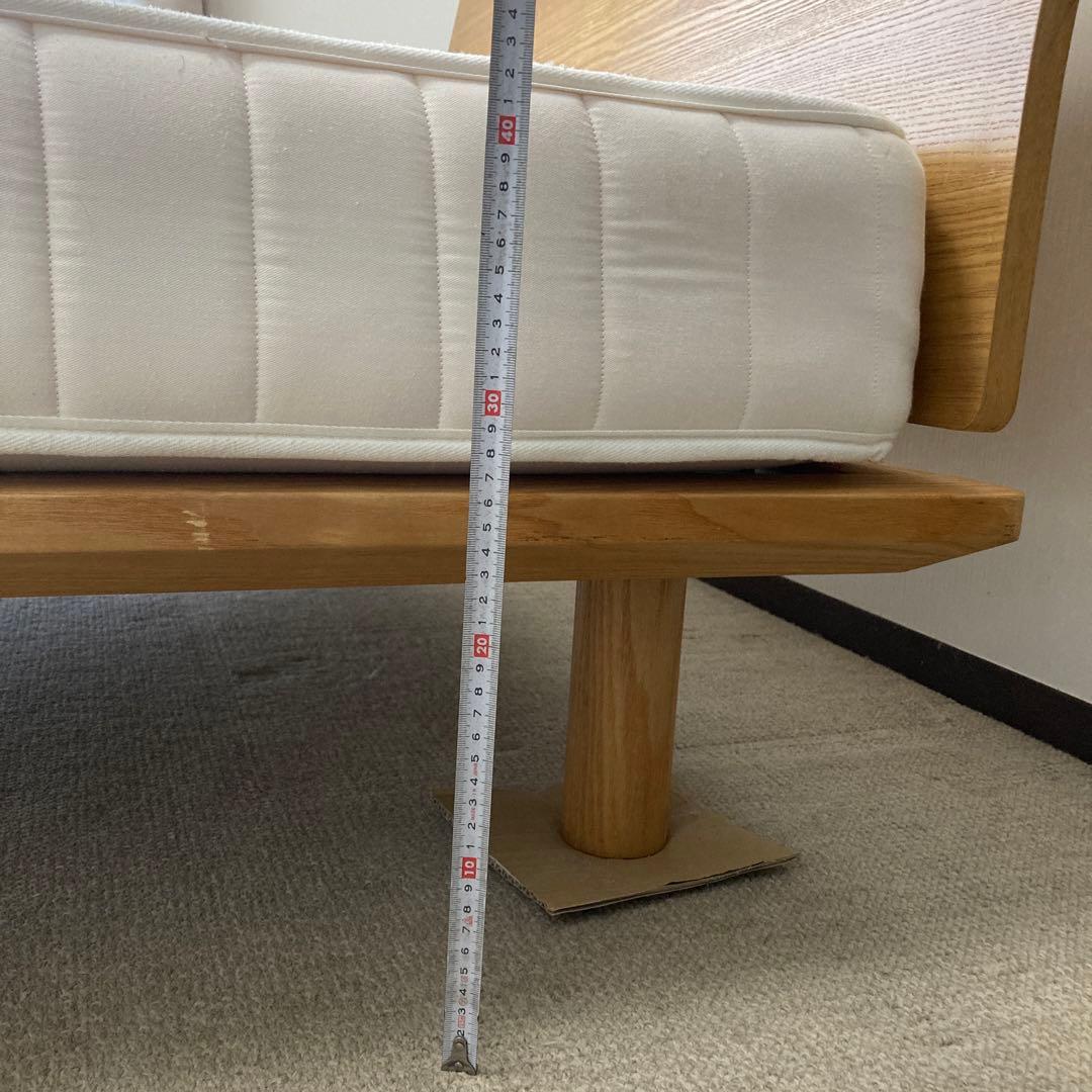 セミダブルベッド（ヘッドボード・脚・マットレス込み）無印良品タモ材 生活の跡あり