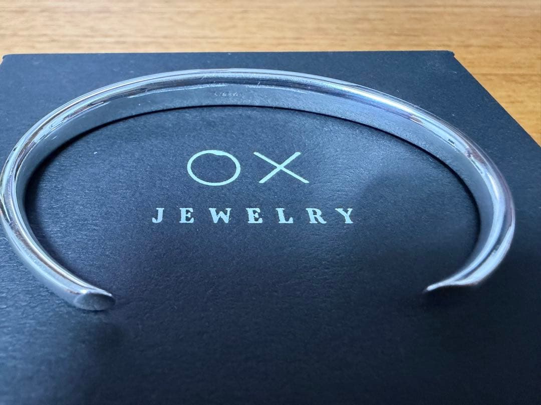 アクセサリー MB OX JEWELRY Silver Curve Bangle