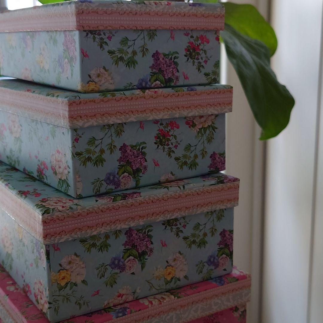 薔薇雑貨 素敵なカラフル箱