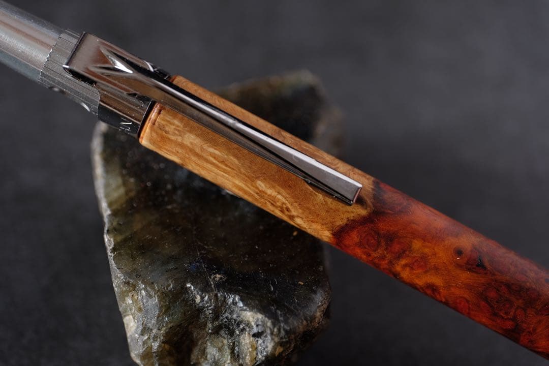 PG5木軸カスタム0202　高村杢工房 製図用シャープペンシル　花梨瘤紅白