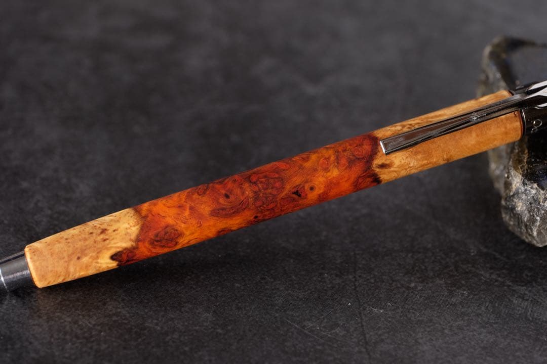 PG5木軸カスタム0202　高村杢工房 製図用シャープペンシル　花梨瘤紅白