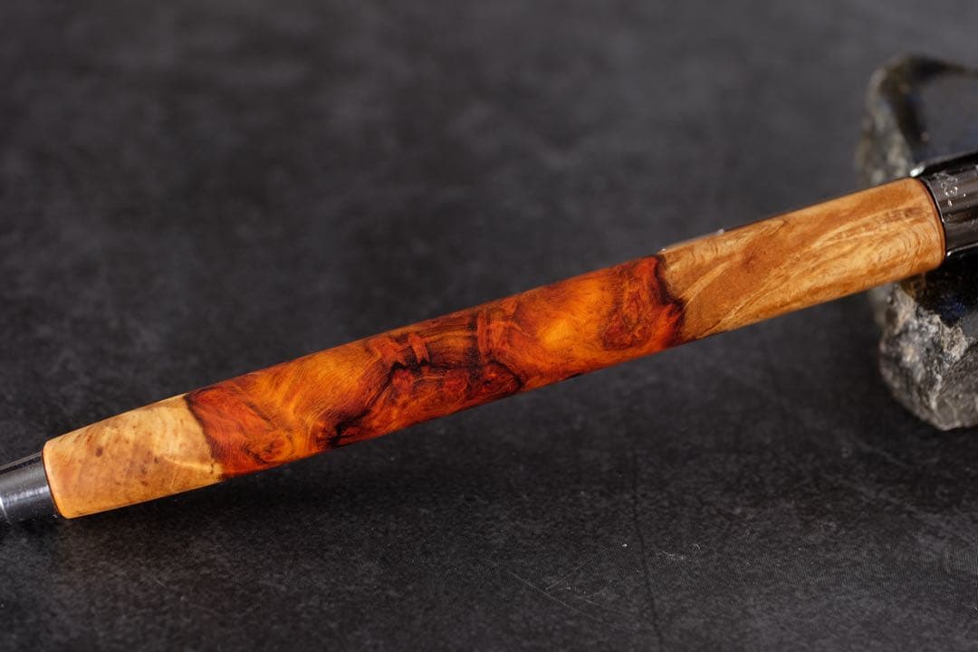 PG5木軸カスタム0202　高村杢工房 製図用シャープペンシル　花梨瘤紅白